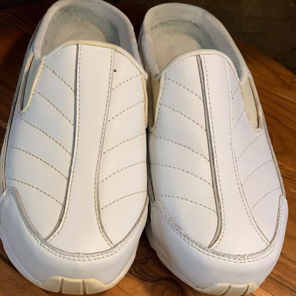Easy Spirit, ladies mules.  Inv 5087 - Picture 1 of 6